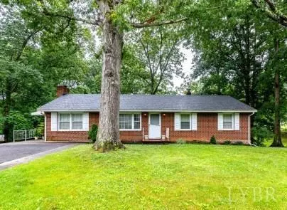 1125 Slow Walk DR, Vinton, VA 24179