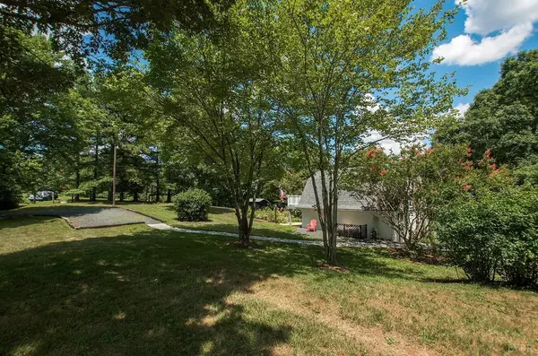 Madison Heights, VA 24572,383 Pinecrest DR