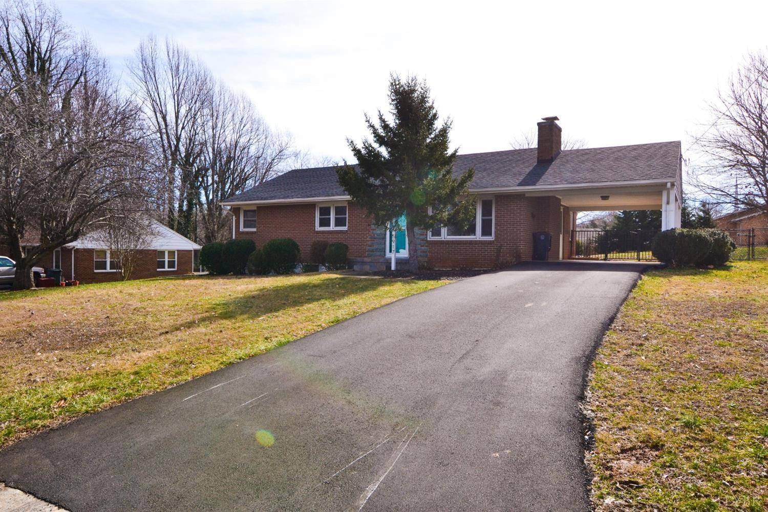 5917 Hines CIR, Lynchburg, VA 24502