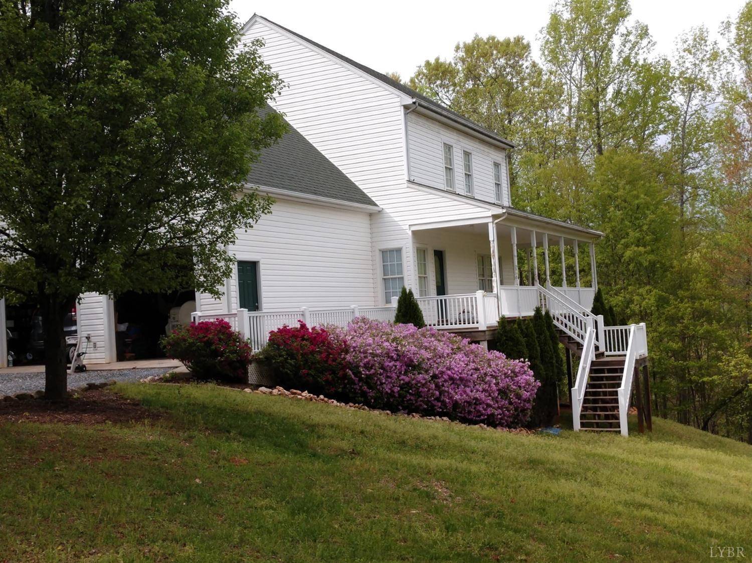 214 Riverwood Drive, Madison Heights, VA 24572