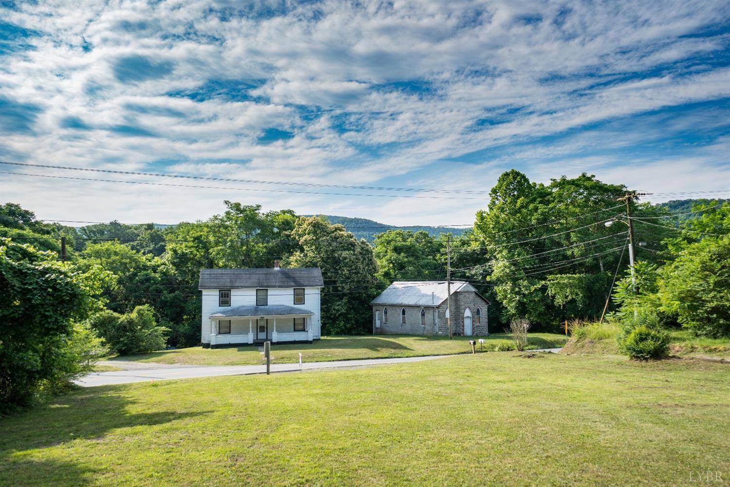 20314 Main ST, Buchanan, VA 24066