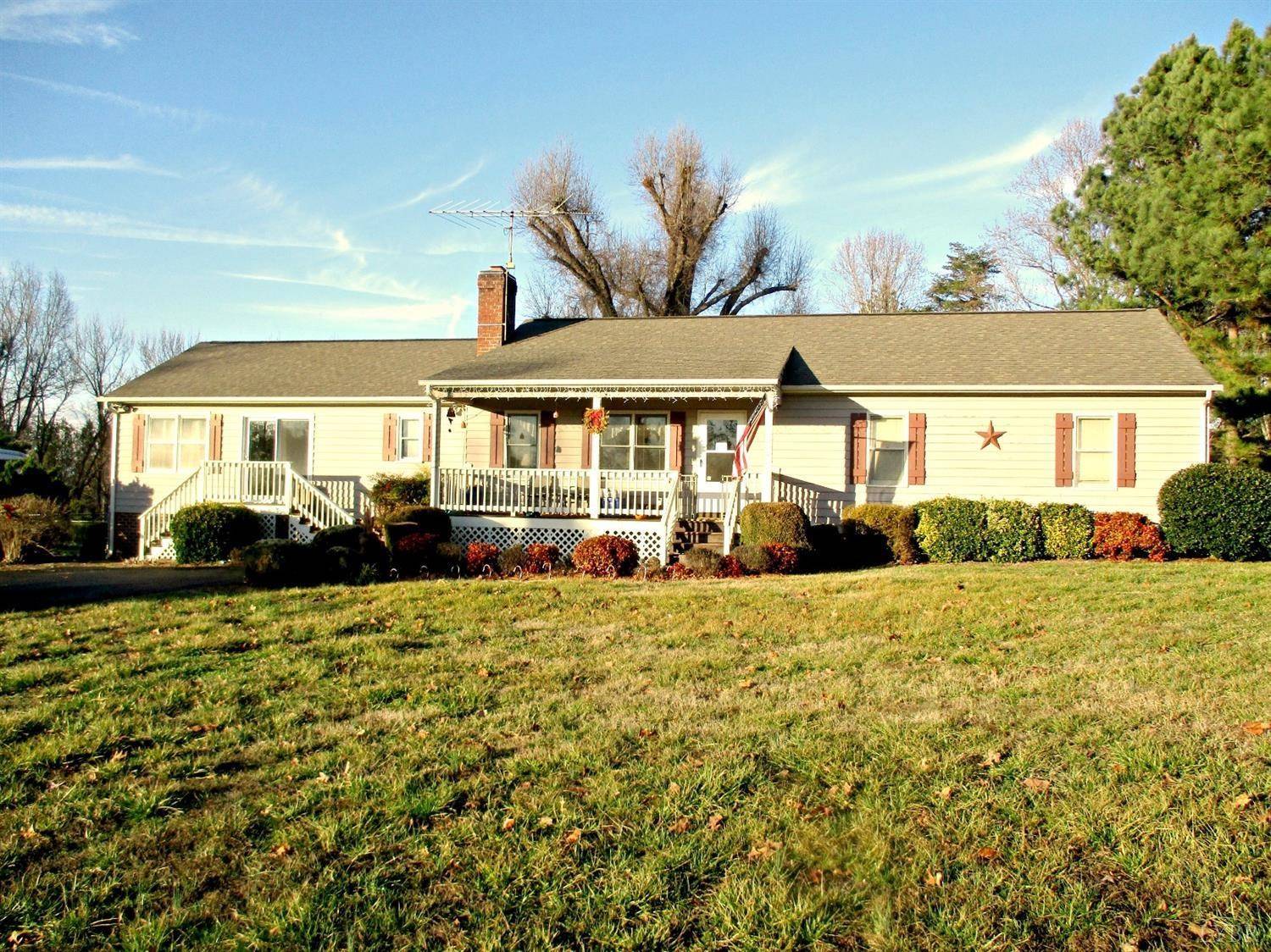 38 Fletcher Dr, Cumberland, VA 23901