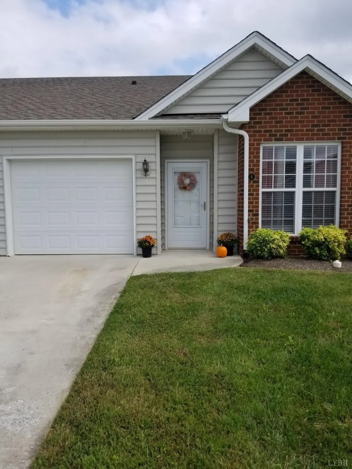 6 Emily LN, Lynchburg, VA 24501