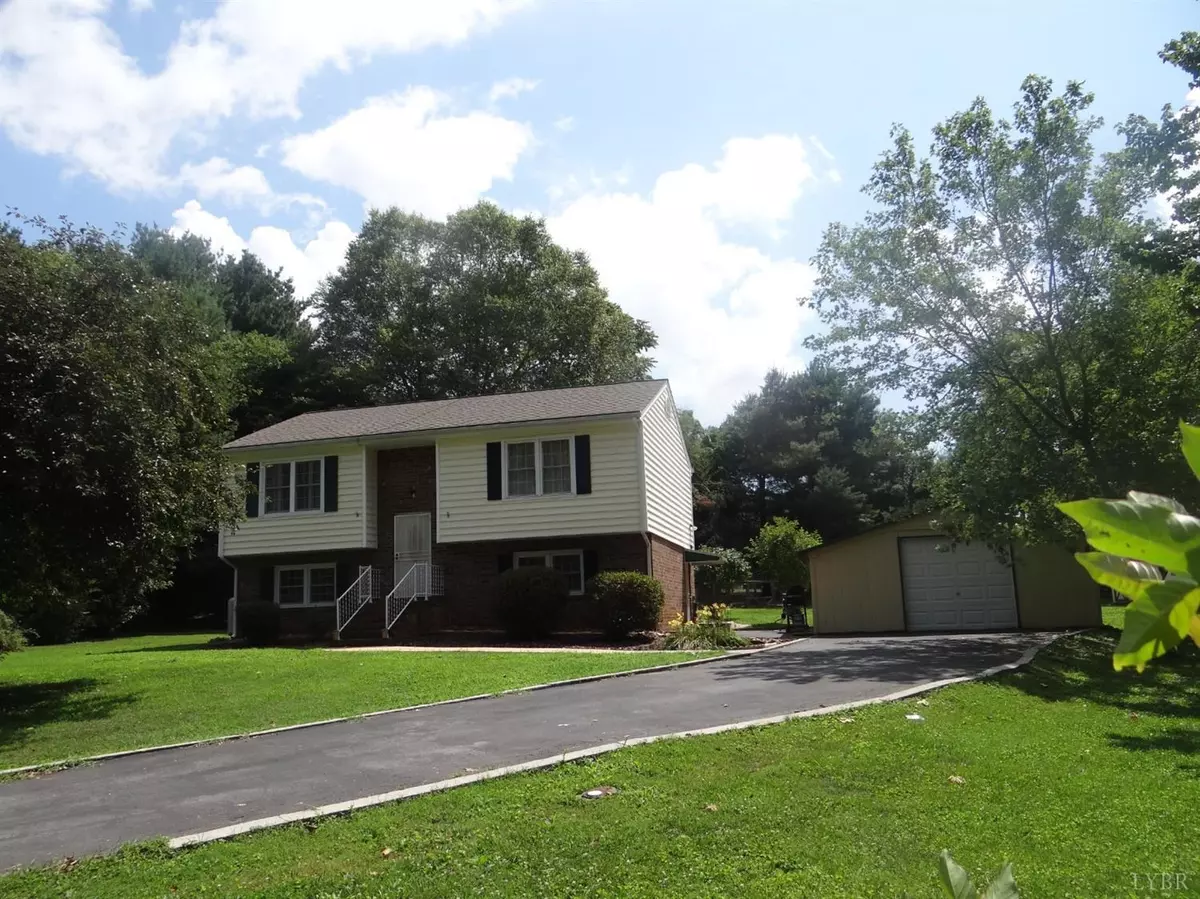 Forest, VA 24551,108 Collingswood CT