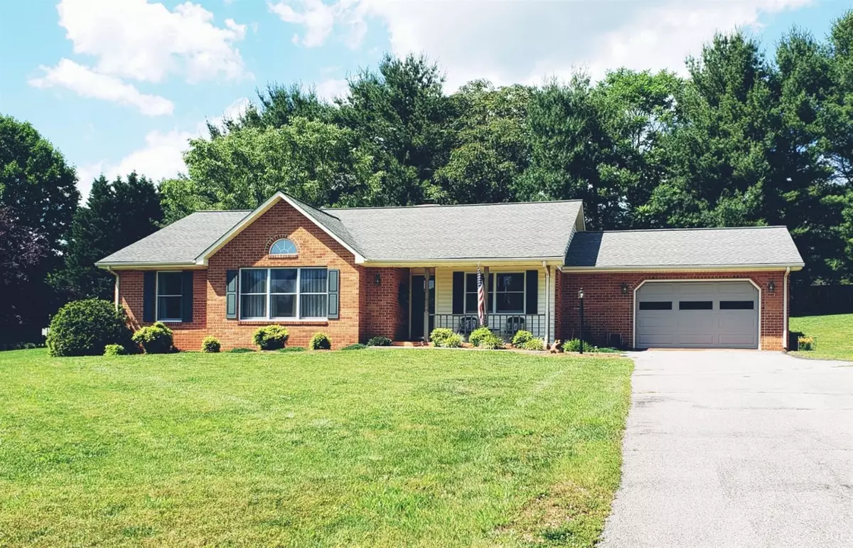 Bedford, VA 24523,106 Mockingbird CIR