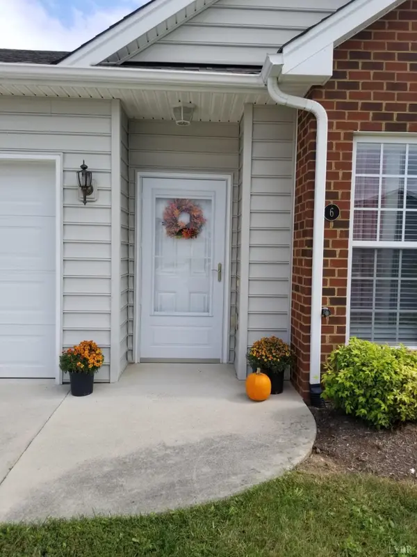 6 Emily LN, Lynchburg, VA 24501