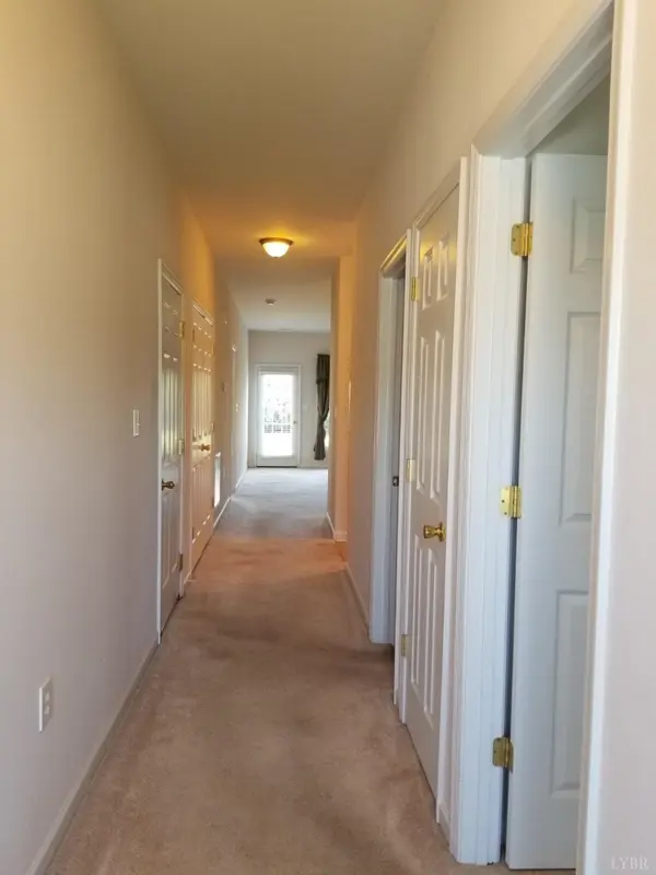 6 Emily LN, Lynchburg, VA 24501