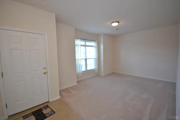 64 Shore Line DR, Lynchburg, VA 24501