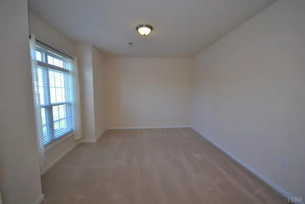 64 Shore Line DR, Lynchburg, VA 24501