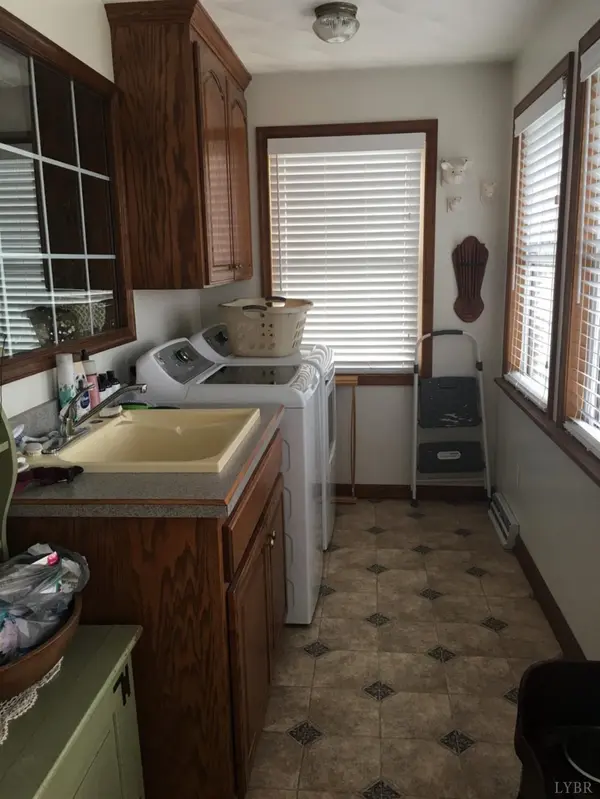 Nathalie, VA 24577,1241 State Shed RD