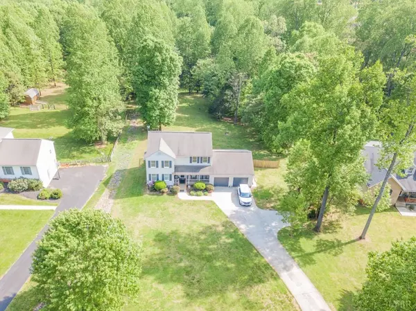 1053 Shade Tree DR, Forest, VA 24551