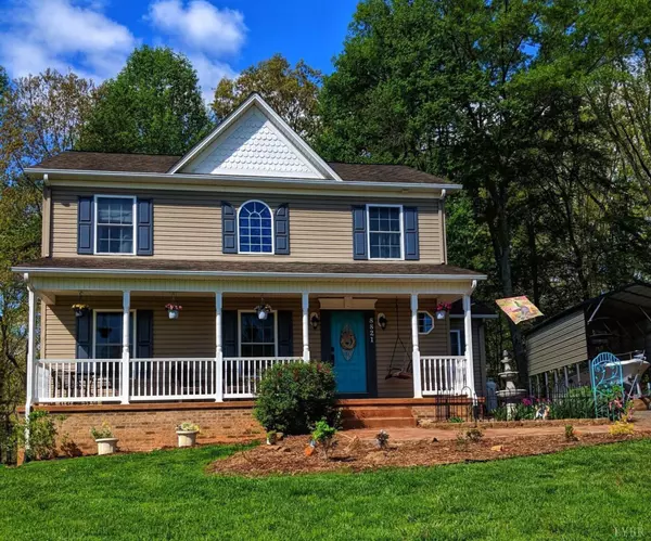 8821 Charlemont RD, Goode, VA 24556