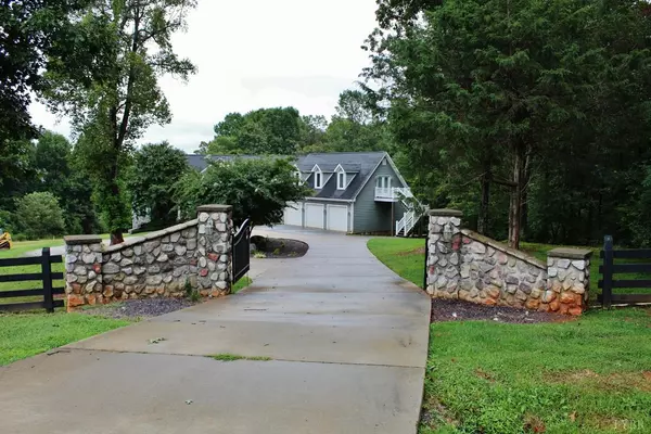 Forest, VA 24551,1116 Middlebrook CT