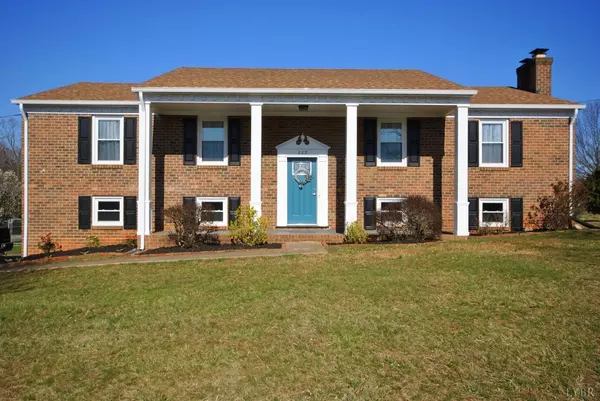 229 Horizon DR, Forest, VA 24551