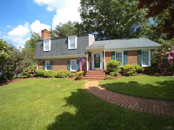 104 Warwick, Forest, VA 24551