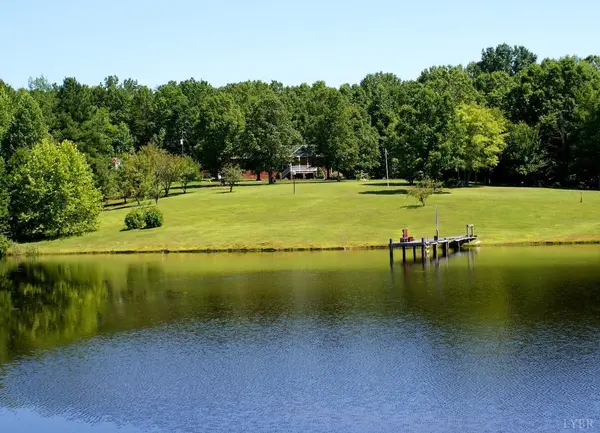 293 Shackley Lane, Drakes Branch, VA 23937