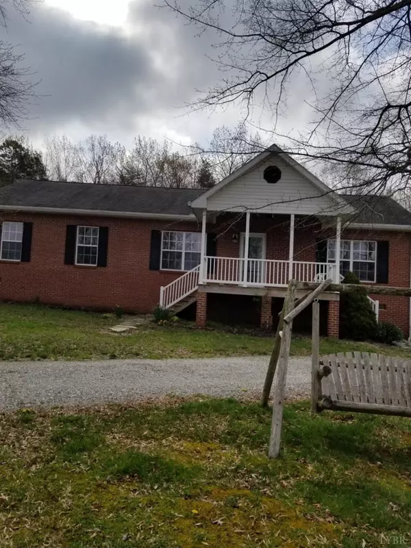 Drakes Branch, VA 23937,293 Shackley Lane