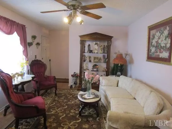 Martinsville, VA 24112,261 Laurel Park AVE