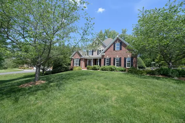 1227 Jefferson Drive West, Forest, VA 24551