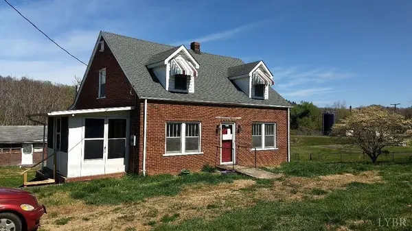 1023 Memory LN, Big Island, VA 24526