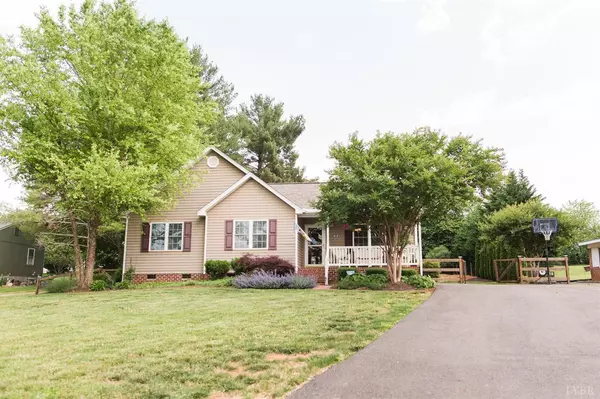 1111 Bellevue RD, Forest, VA 24551