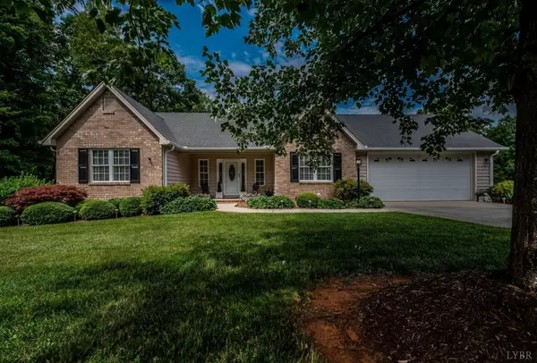 66 Hunters Mill LN, Evington, VA 24550