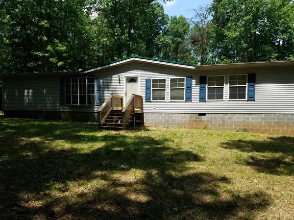 537 Piney Mountain LN, Shipman, VA 22971