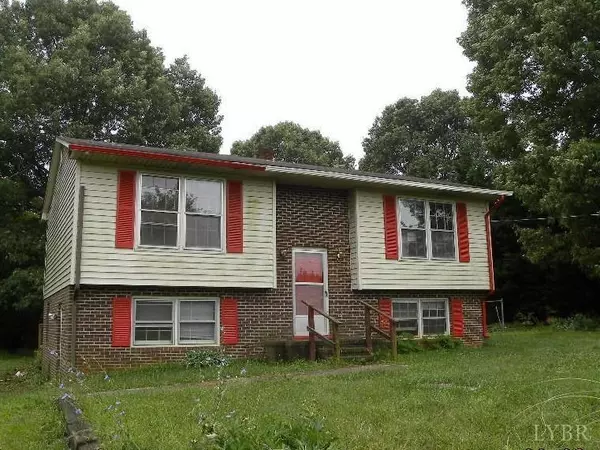 1636 Richmond HWY, Spout Spring, VA 24593