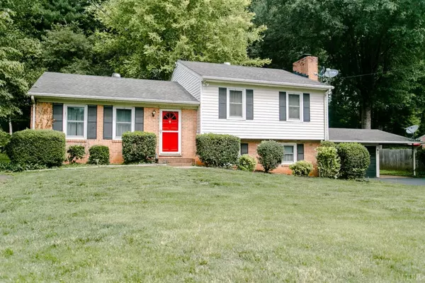 93 Wellington, Lynchburg, VA 24502