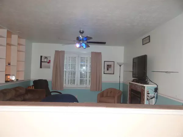 Forest, VA 24551,108 Collingswood CT