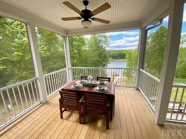 Union Hall, VA 24176,90 EGRET DR