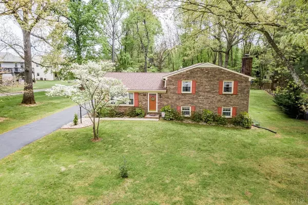 104 Carriage Hill DR, Forest, VA 24551