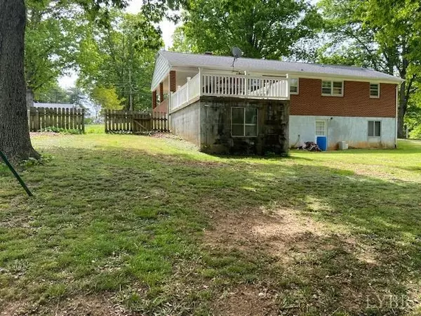 Forest, VA 24551,180 Independence CIR