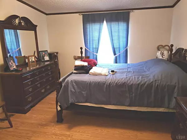 Burkeville, VA 23922,2465 Orchard Rd