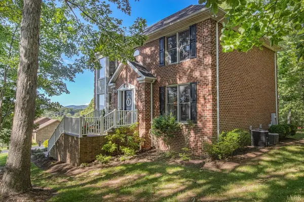 Goodview, VA 24095,111 View DR