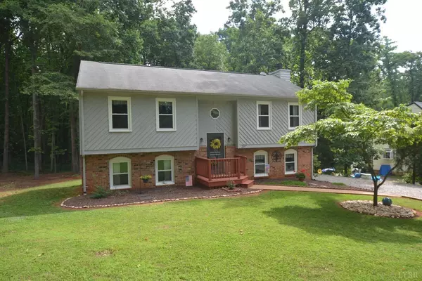 207 Colonial, Forest, VA 24551