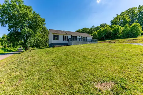 Altavista, VA 24517,580 Lynch RD