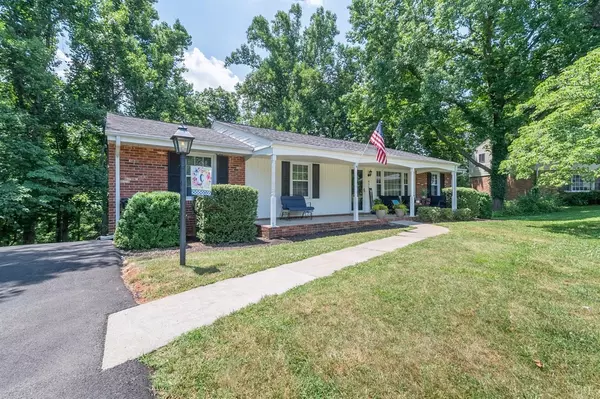 839 Halifax CIR, Vinton, VA 24179