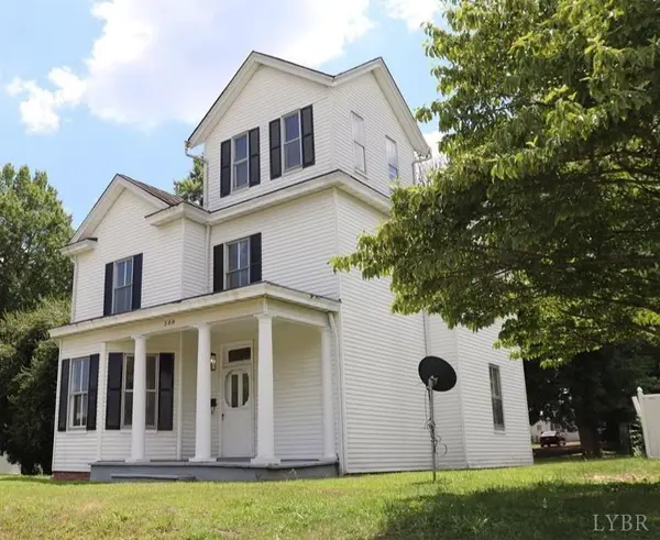 508 E Virginia Ave, Crewe, VA 23930