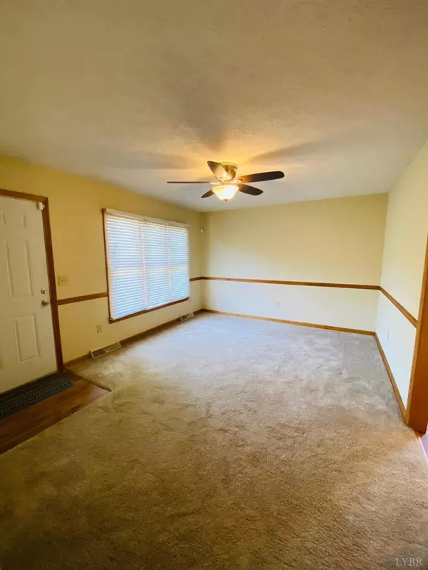 South Boston, VA 24592,1096 Ash AVE