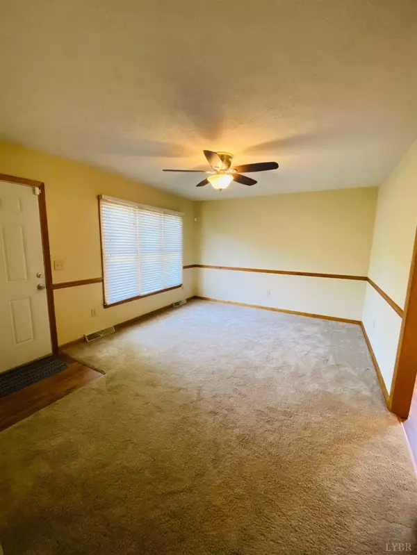 South Boston, VA 24592,1096 Ash AVE