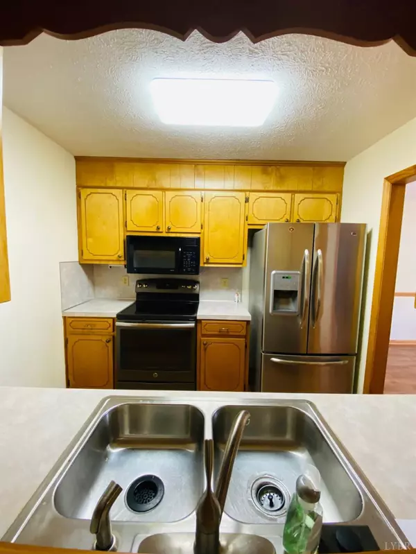 South Boston, VA 24592,1096 Ash AVE