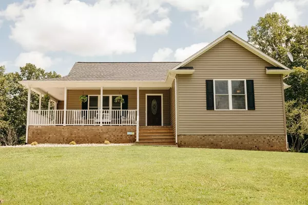 304 Tonawanda Lake RD, Spout Spring, VA 24593