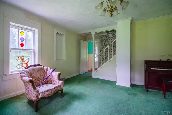 Big Island, VA 24526,1872 Peters Creek RD