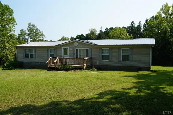 3030 Leda Grove RD, Nathalie, VA 24577