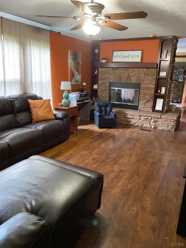 Gladys, VA 24554,421 Leonard LN