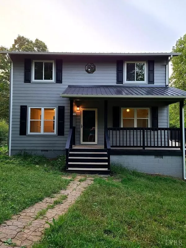 1368 Oliver RD, Altavista, VA 24517