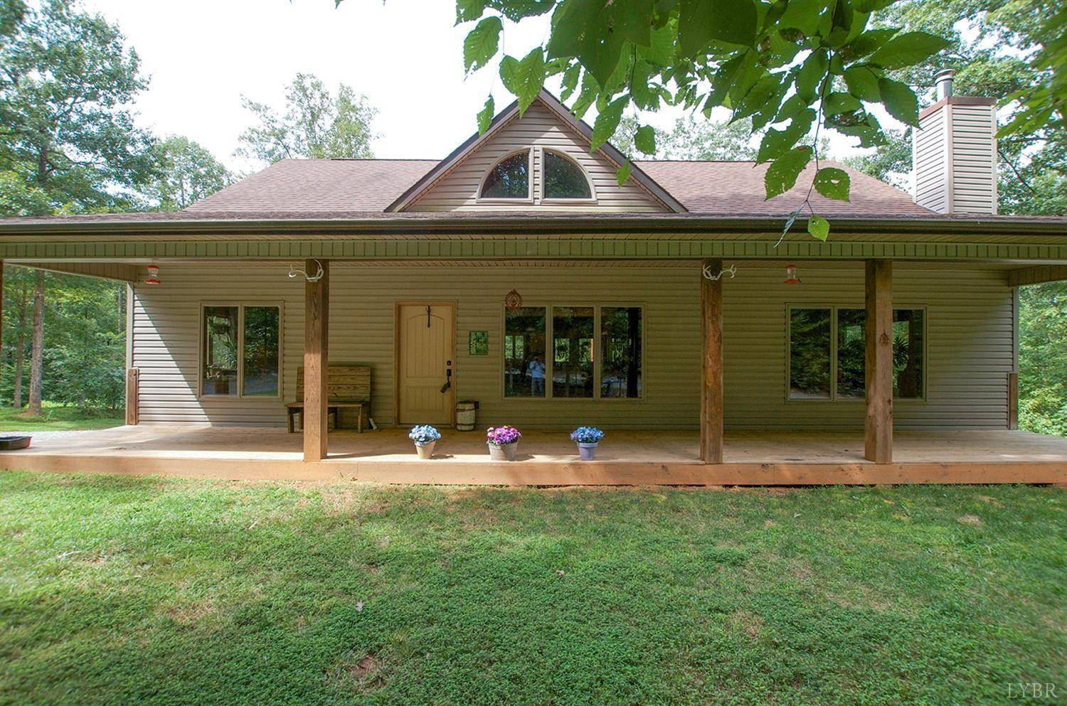 Huddleston, VA 24104,1998 Fescue CIR