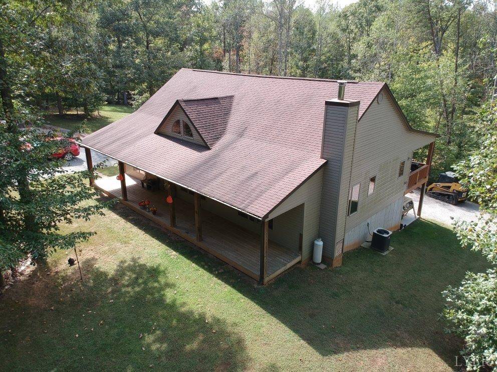 Huddleston, VA 24104,1998 Fescue CIR