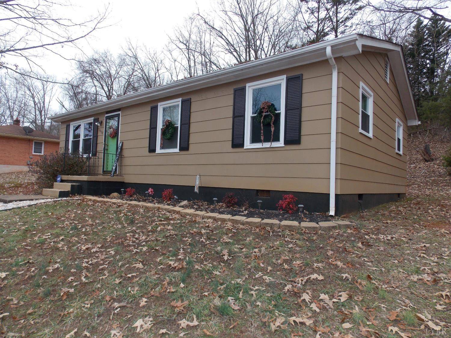 Altavista, VA 24517,1624 Toddsbury RD